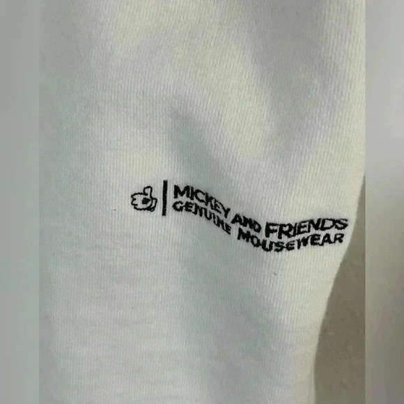 Disney parks retro Mickey Mouse off white sweatshirt genuine mouse wear size M - Picture 3 of 6
